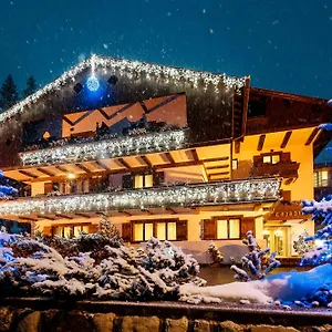 **** Hotel Lajadira & Italy