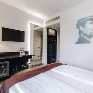 **** Hotel Continental Italy